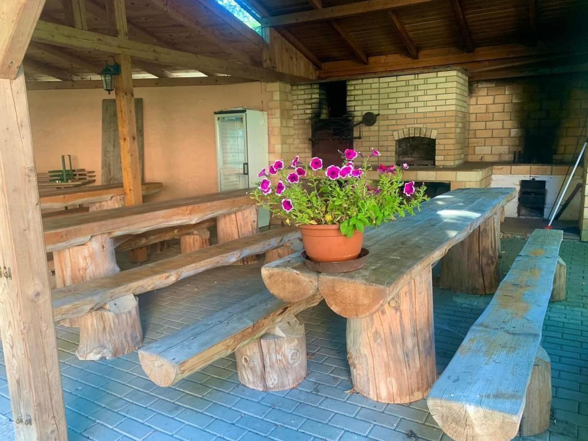 Papradno Horsky Hotel Podjavornik מראה חיצוני תמונה